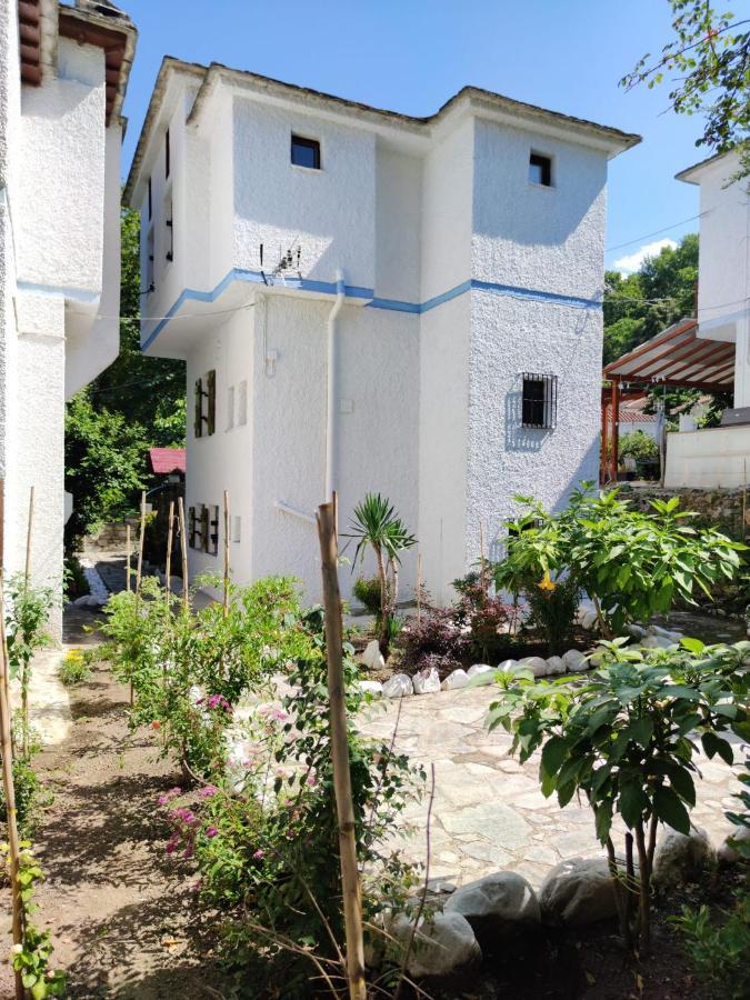 Flower House Хорефто Экстерьер фото